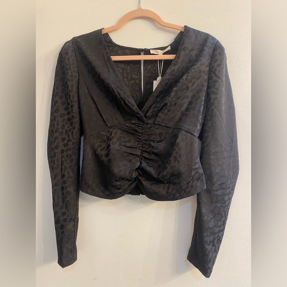 NWT SILK CHEETAH TOP